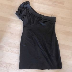 Gorgeous Jessica Simpson black one sleeved dress